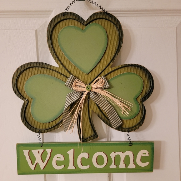 Other - Shamrock Welcome Sign
